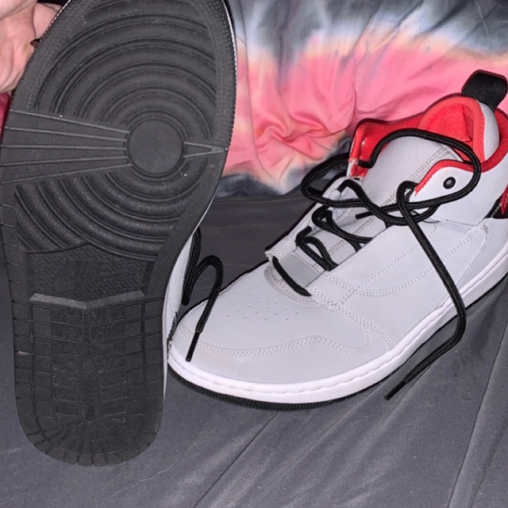 Men’s Jordans sz8